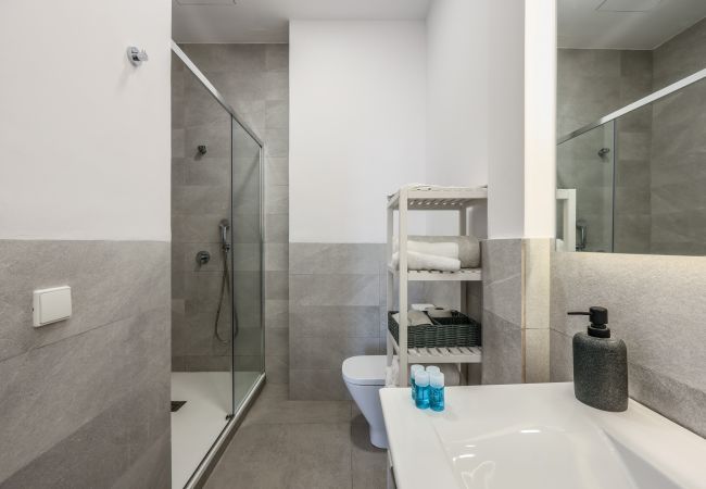 Estudio en Valencia - Precioso ático tipo estudio reformado Estudio en Valencia - Precioso ático tipo estudio reformado