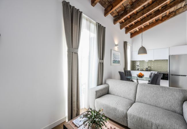 Estudio en Valencia - Precioso ático tipo estudio reformado Estudio en Valencia - Precioso ático tipo estudio reformado