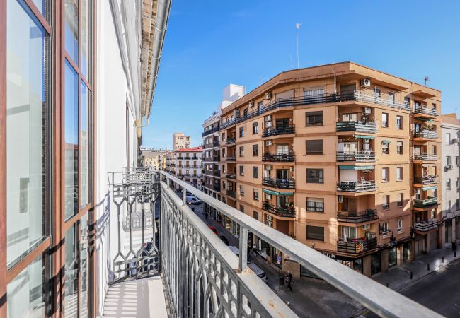 Estudio en Valencia - Precioso ático tipo estudio reformado Estudio en Valencia - Precioso ático tipo estudio reformado