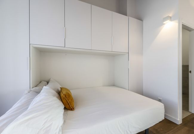 Estudio en Valencia - Espectacular Ático tipo estudio reformado  Estudio en Valencia - Espectacular Ático tipo estudio reformado