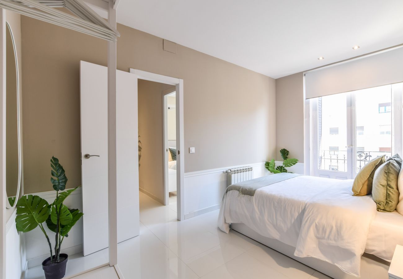 Apartamento en Madrid -  Espectacular apartamento de diseño  con balcón