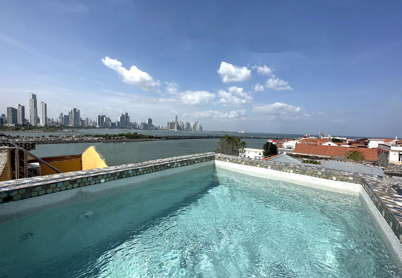 Apartamento en Ciudad de Panamá - Penthouse de revista, vistas 360º, piscina cristal