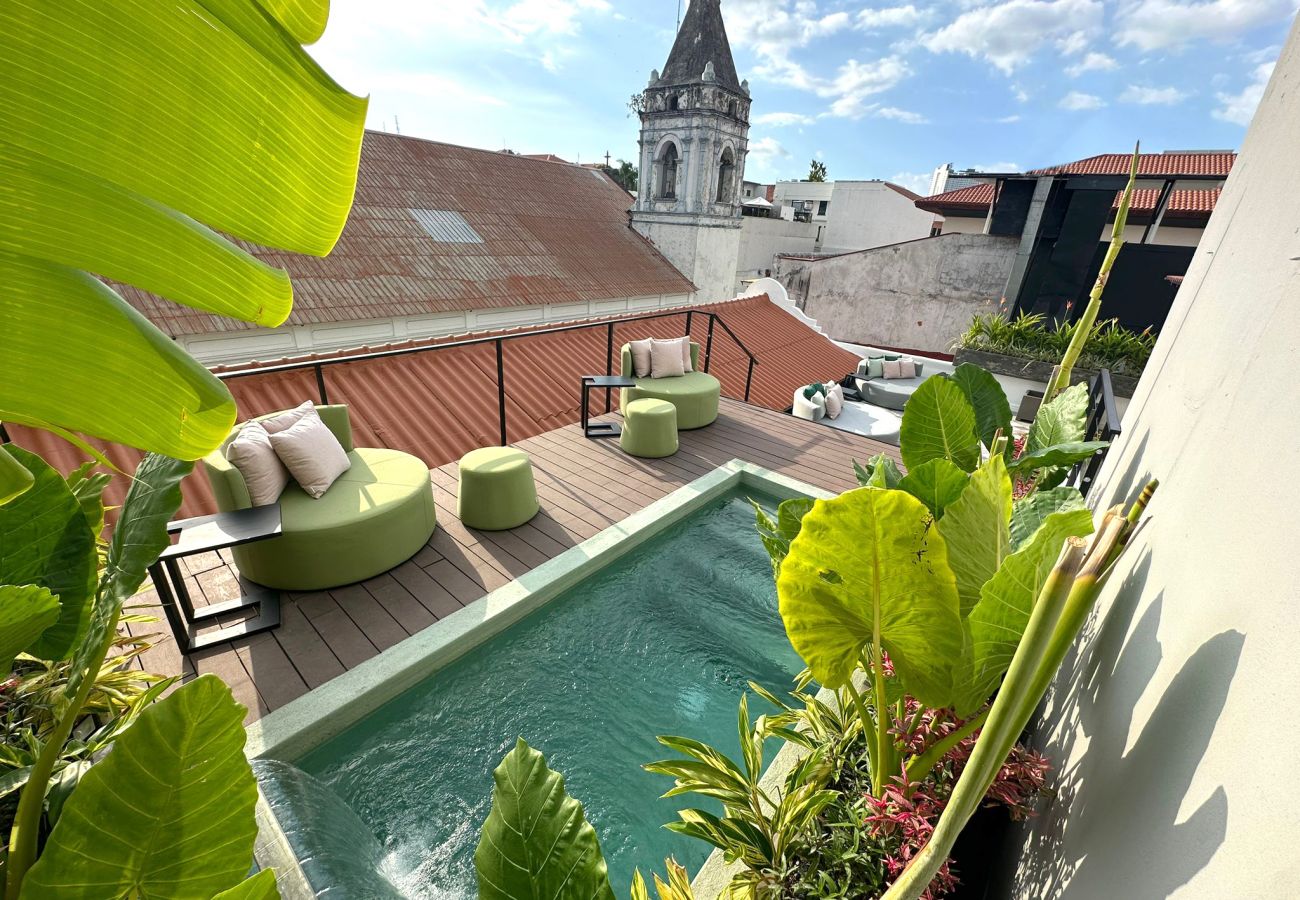 Estudio en Ciudad de Panamá - Increíble estudio de diseño con piscina, rooftop y patio en Hotel Boutique Mari6