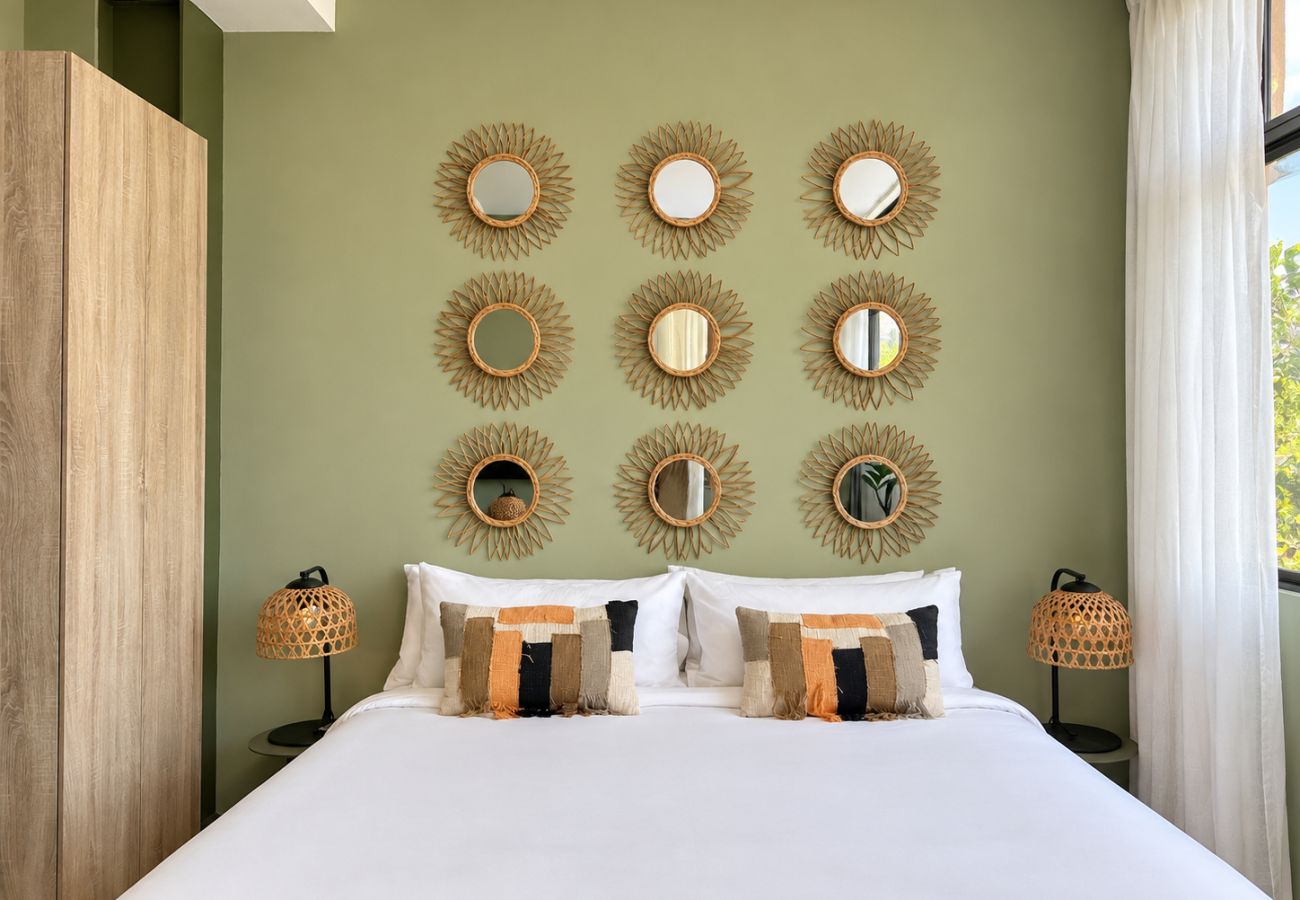 Apartamento en Ciudad de Panamá - Ph Hotel Colombia Nº305