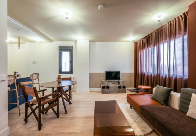 Apartamento en Madrid - Moderno apartamento de dos habitaciones cerca del Palacio Real 02