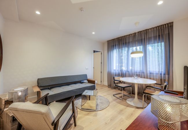 Apartahotel en Madrid - Moderno apartamento cerca del Palacio Real 04