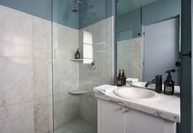 Alquiler por habitaciones en Ciudad de México - Luminosa habitación baño privado La Condesa C9