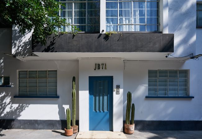 Alquiler por habitaciones en Ciudad de México - Habitación renovada con baño privado La Condesa C7