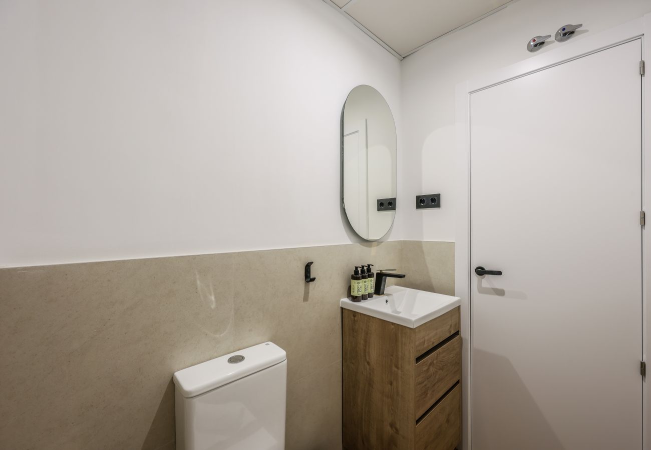 Estudio en Madrid - NUEVO estudio a un paso de SOL (P1B)