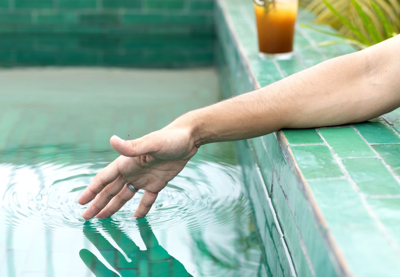 Alquiler por habitaciones en Ciudad de Panamá - Hab. Superior con piscina comunitaria Ma11