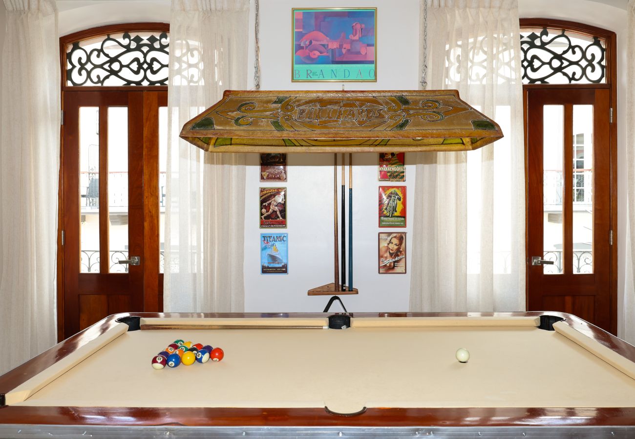 Casa en Ciudad de Panamá - Casa completa, Billar, jacuzzi, rooftop privado 