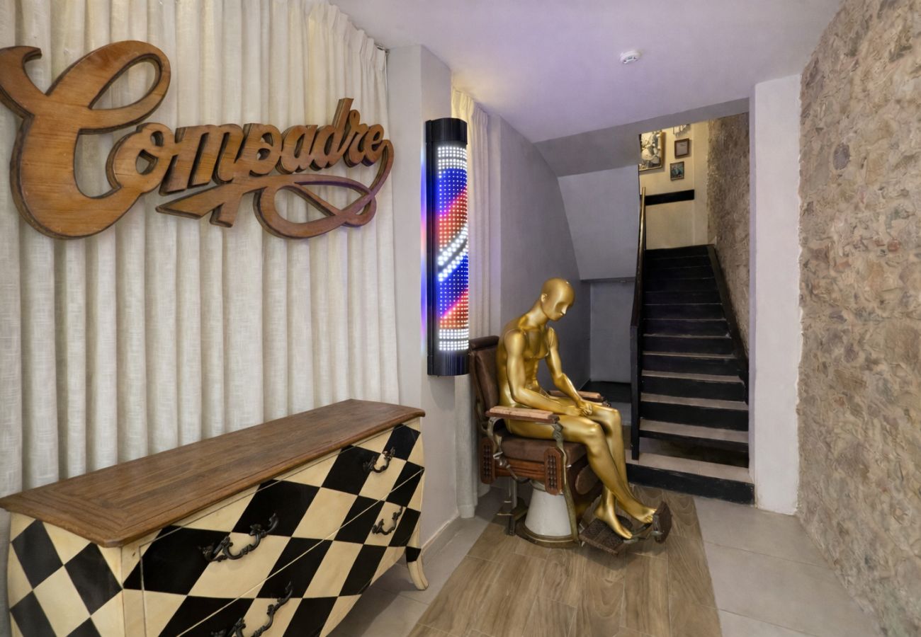 Casa en Ciudad de Panamá - Casa completa, Billar, jacuzzi, rooftop privado 