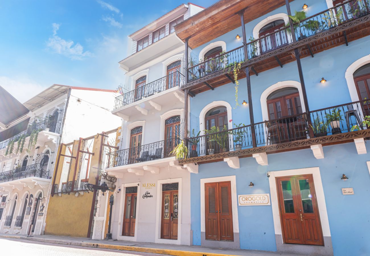 Casa en Ciudad de Panamá - Casa completa, Billar, jacuzzi, rooftop privado 