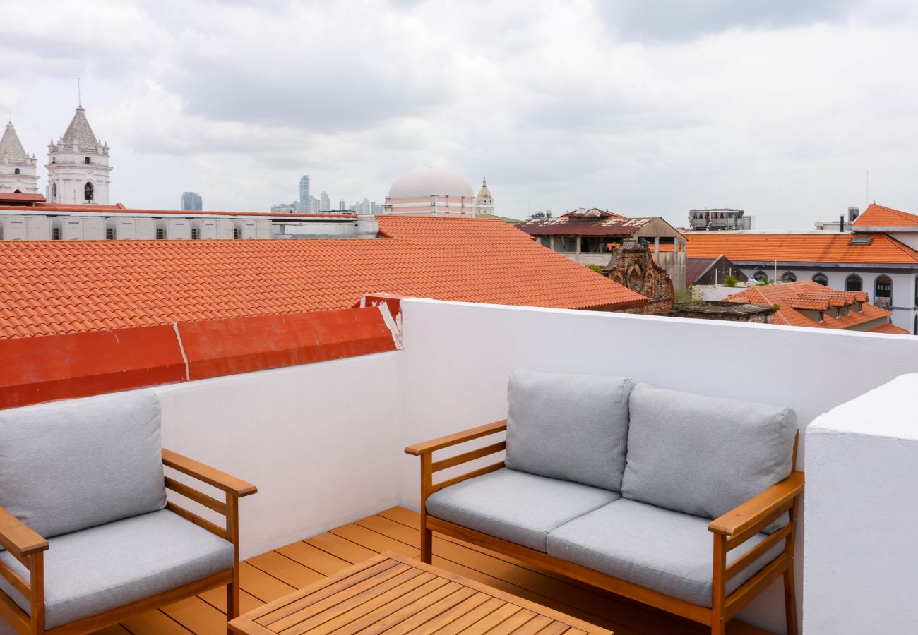 Casa en Ciudad de Panamá - Casa completa, Billar, jacuzzi, rooftop privado 