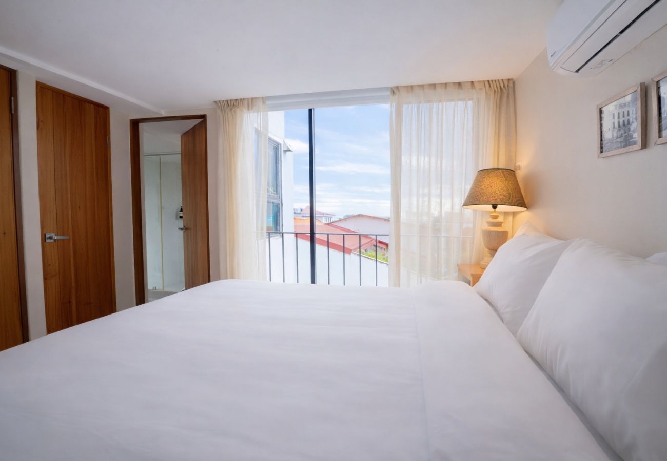 Casa en Ciudad de Panamá - Casa completa, Billar, jacuzzi, rooftop privado 