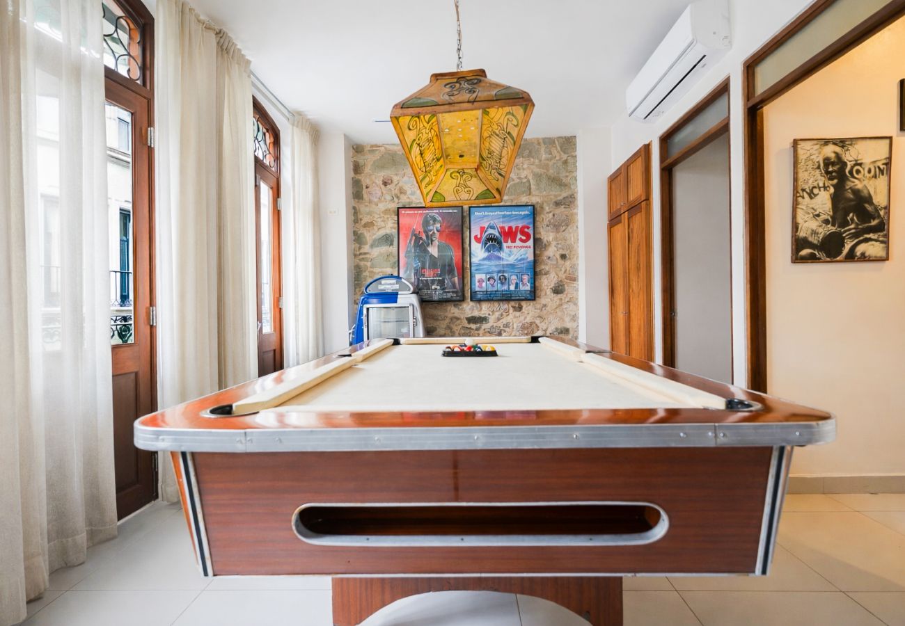 Casa en Ciudad de Panamá - Casa completa, Billar, jacuzzi, rooftop privado 