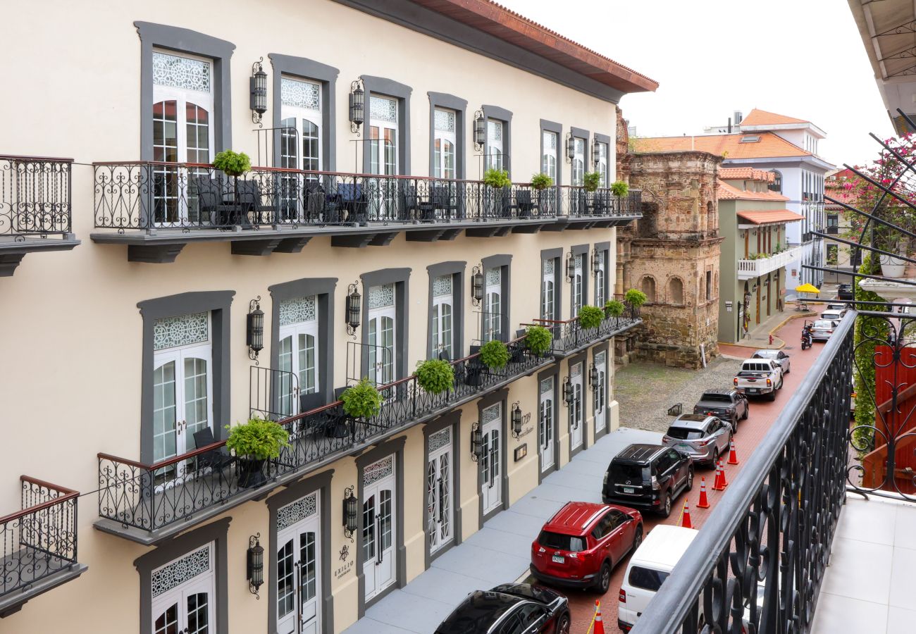Casa en Ciudad de Panamá - Casa completa, Billar, jacuzzi, rooftop privado 