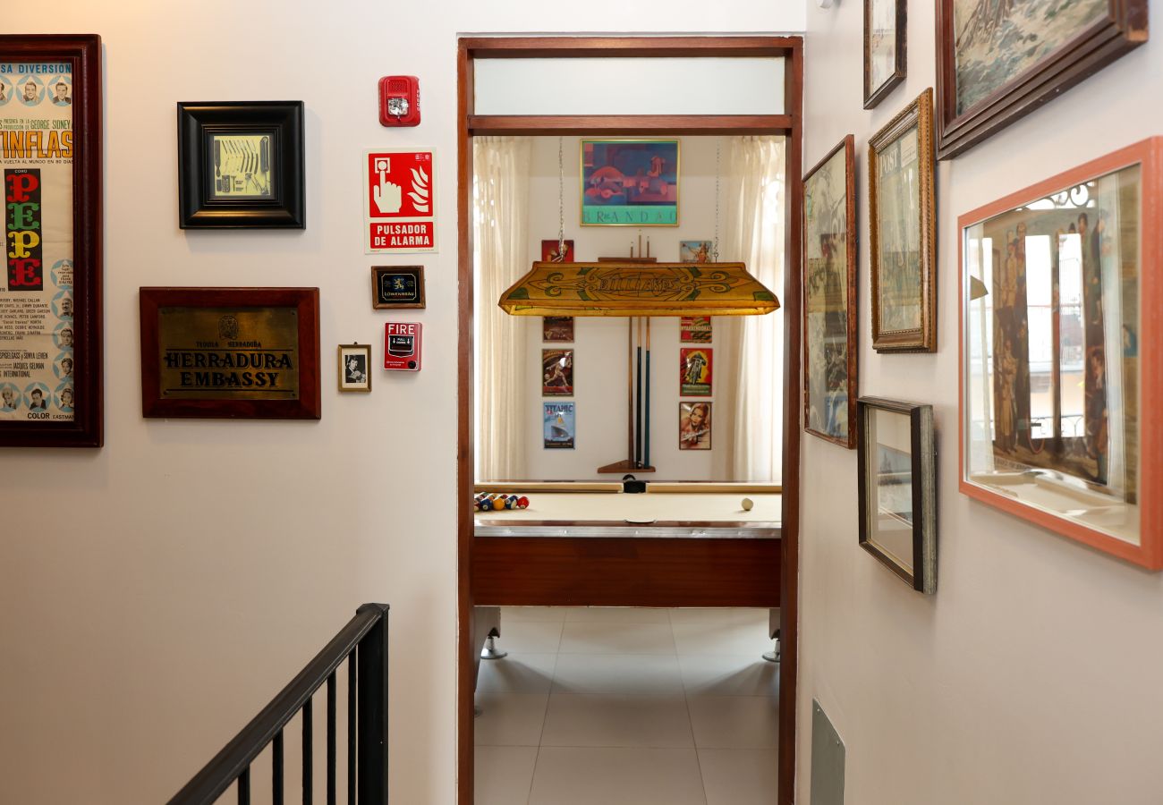 Casa en Ciudad de Panamá - Casa completa, Billar, jacuzzi, rooftop privado 