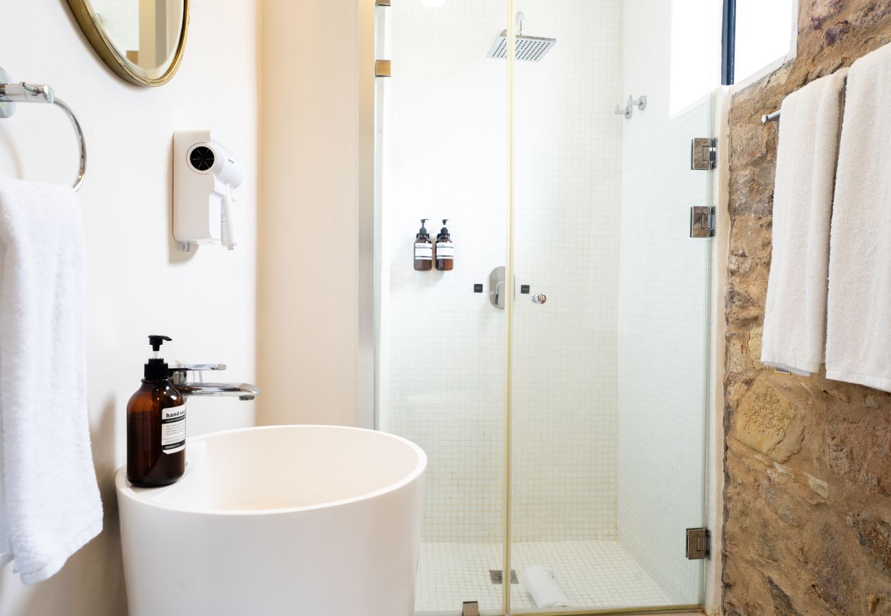 Casa en Ciudad de Panamá - Casa completa, Billar, jacuzzi, rooftop privado 