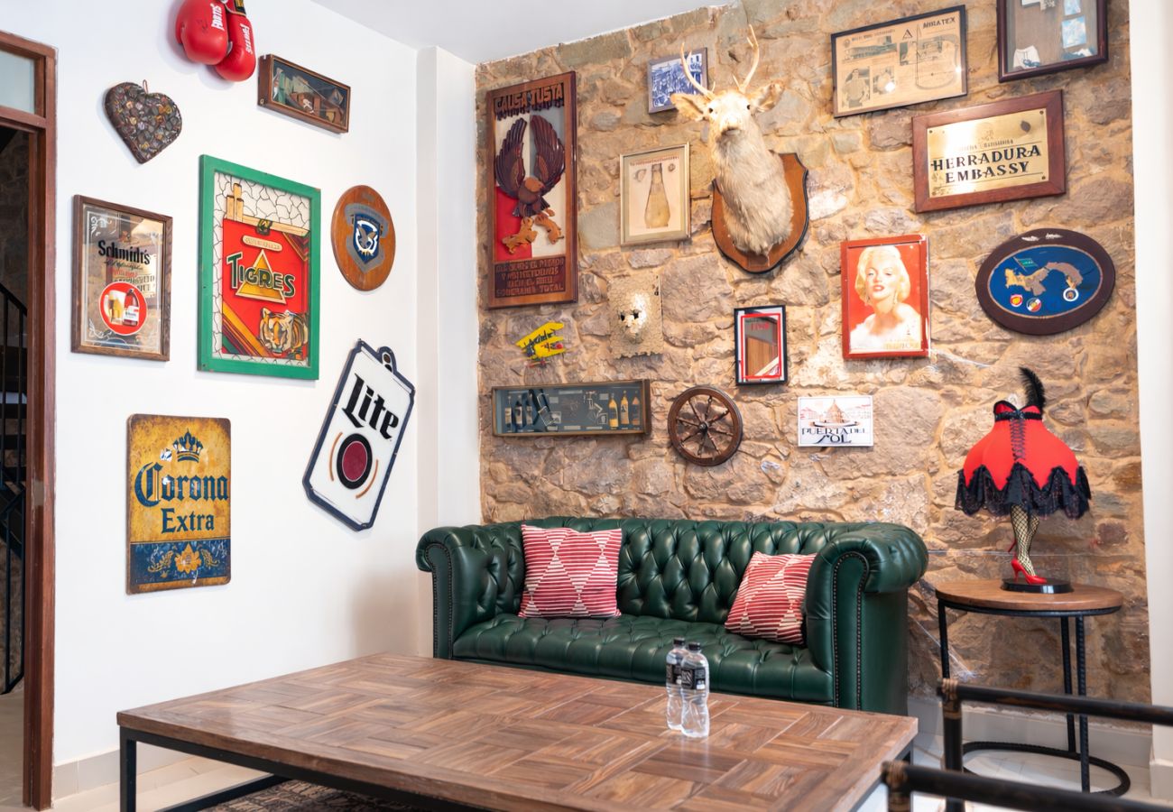 Casa en Ciudad de Panamá - Casa completa, Billar, jacuzzi, rooftop privado 