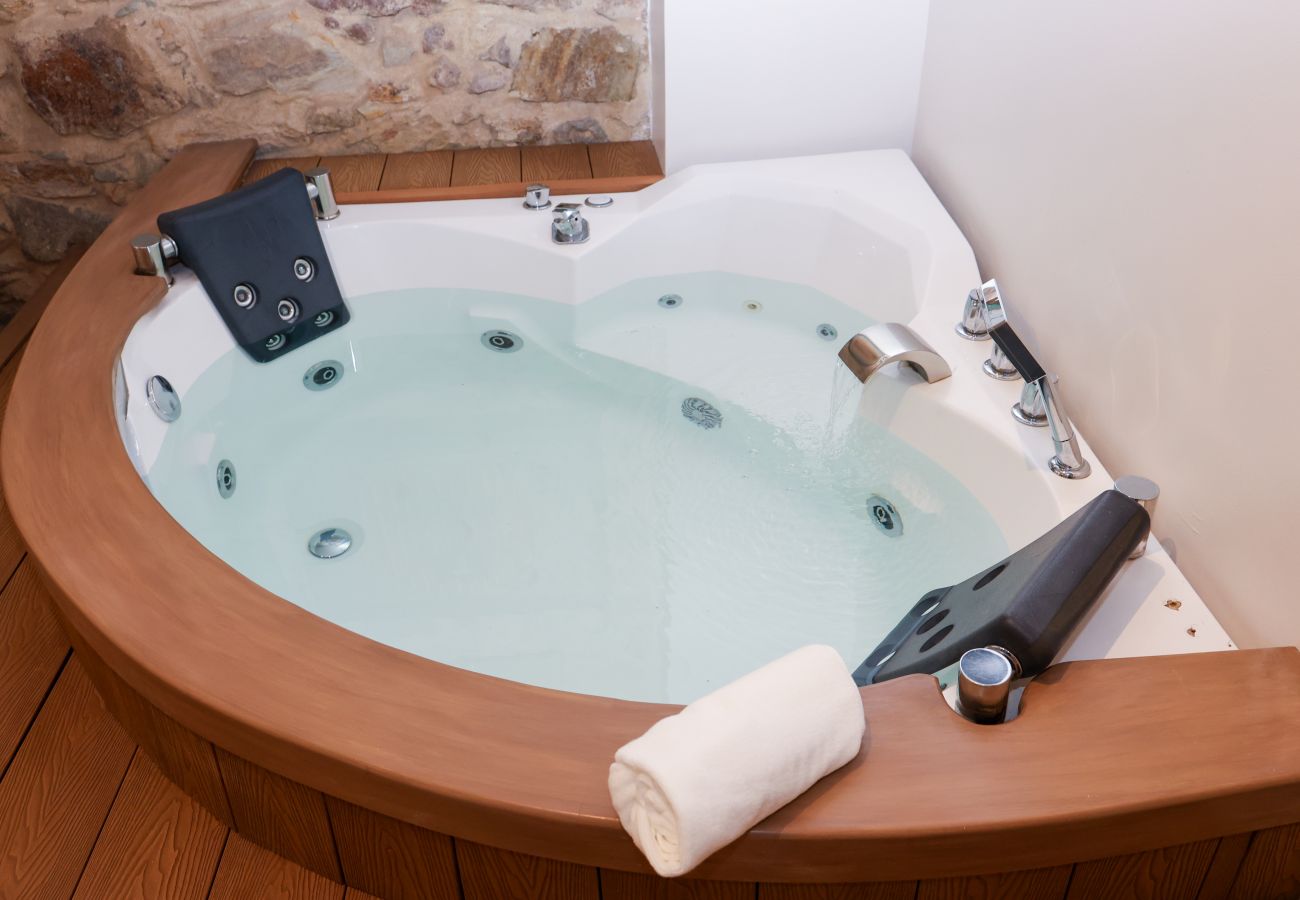 Casa en Ciudad de Panamá - Casa completa, Billar, jacuzzi, rooftop privado 