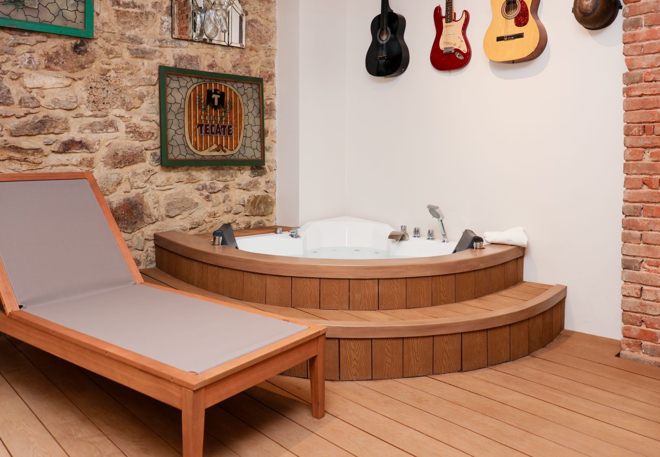 Casa en Ciudad de Panamá - Casa completa, Billar, jacuzzi, rooftop privado 