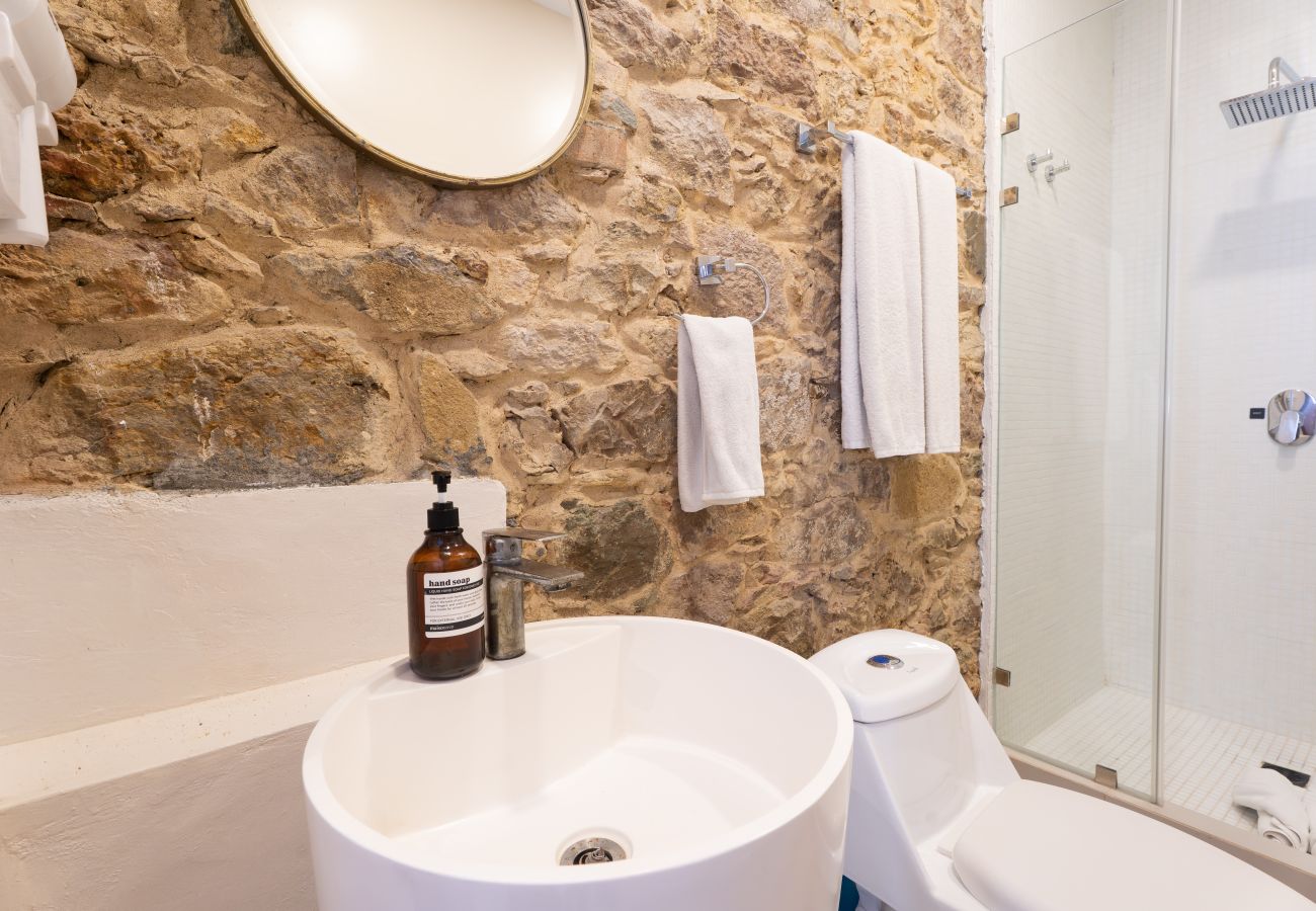 Casa en Ciudad de Panamá - Casa completa, Billar, jacuzzi, rooftop privado 