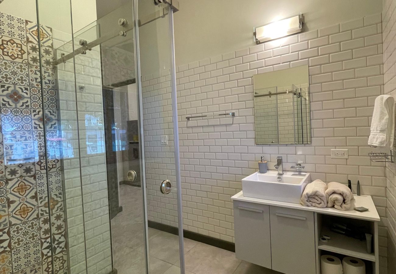 Estudio en Ciudad de Panamá - Estudio con acceso a la playa F1