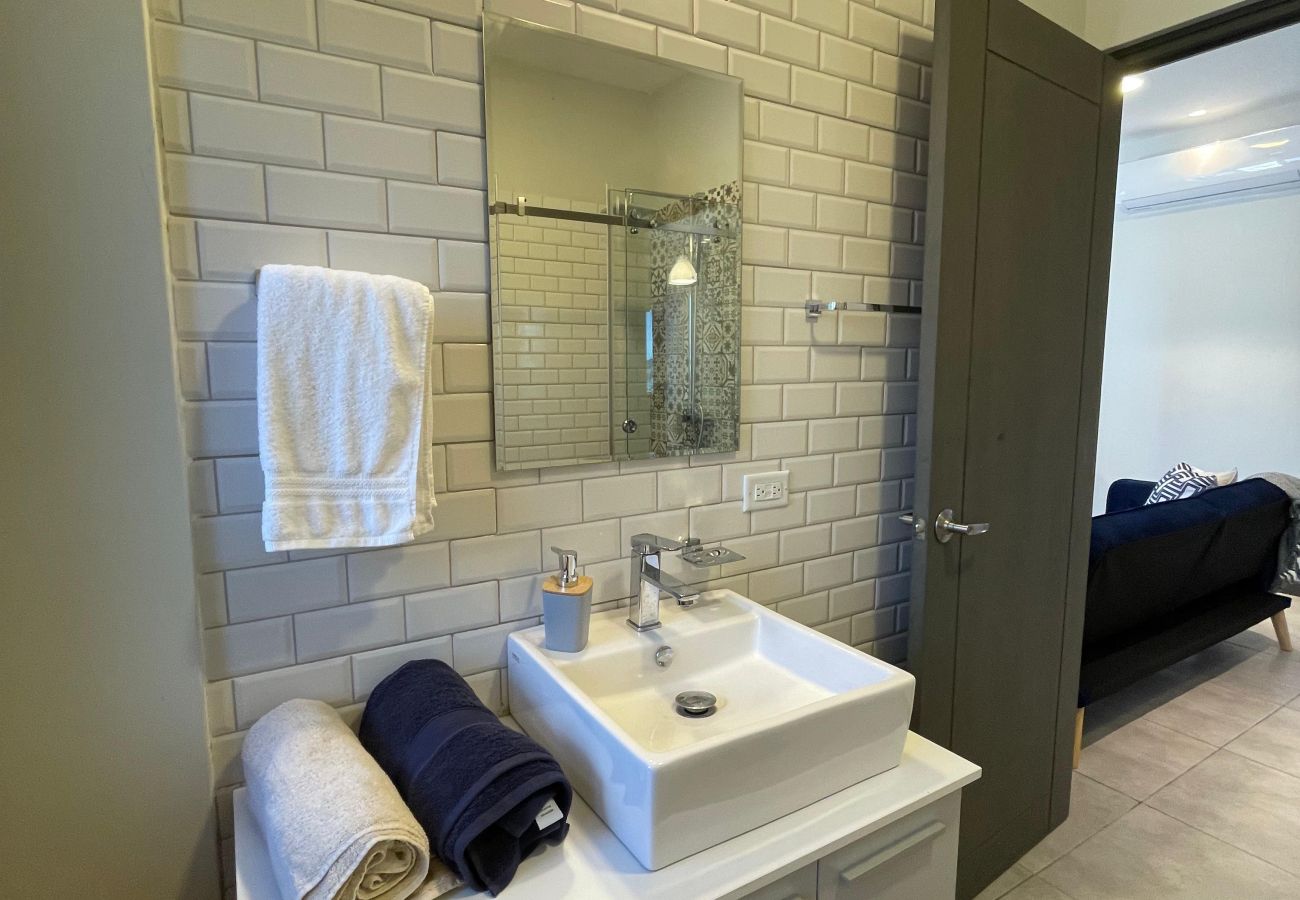 Estudio en Ciudad de Panamá - Apartamento con vistas al mar F6