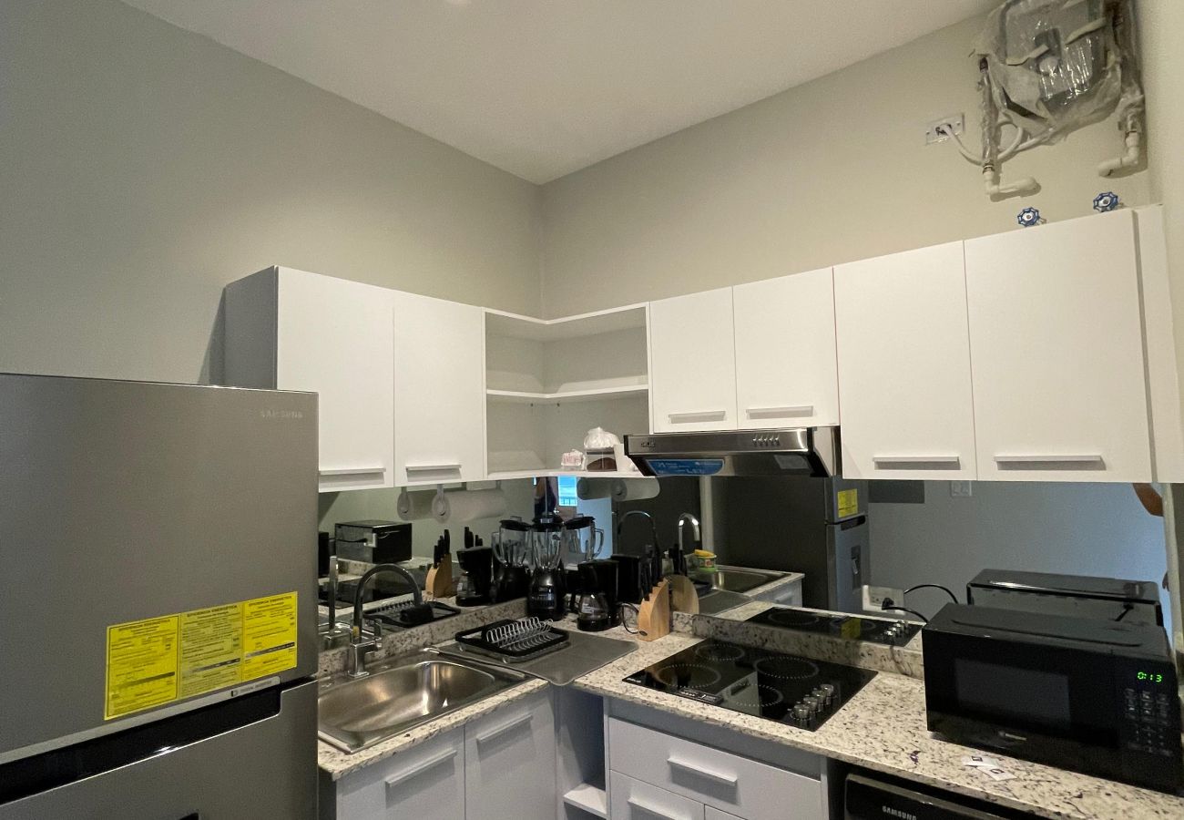 Estudio en Ciudad de Panamá - Apartamento con vistas al mar F6