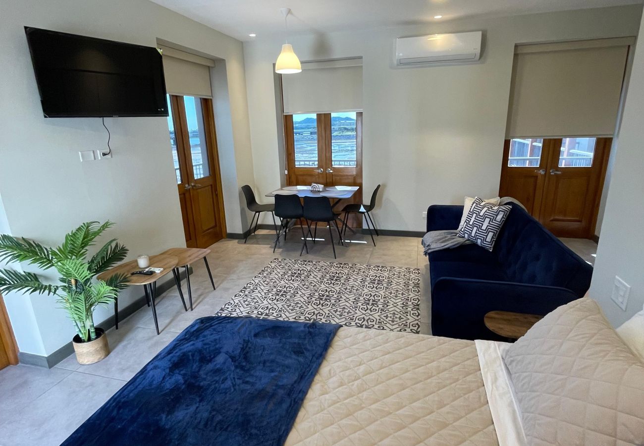 Estudio en Ciudad de Panamá - Apartamento con vistas al mar F6