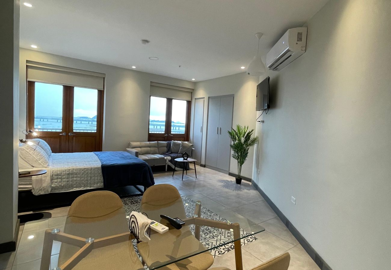 Estudio en Ciudad de Panamá - Apartamento con vistas al mar F8