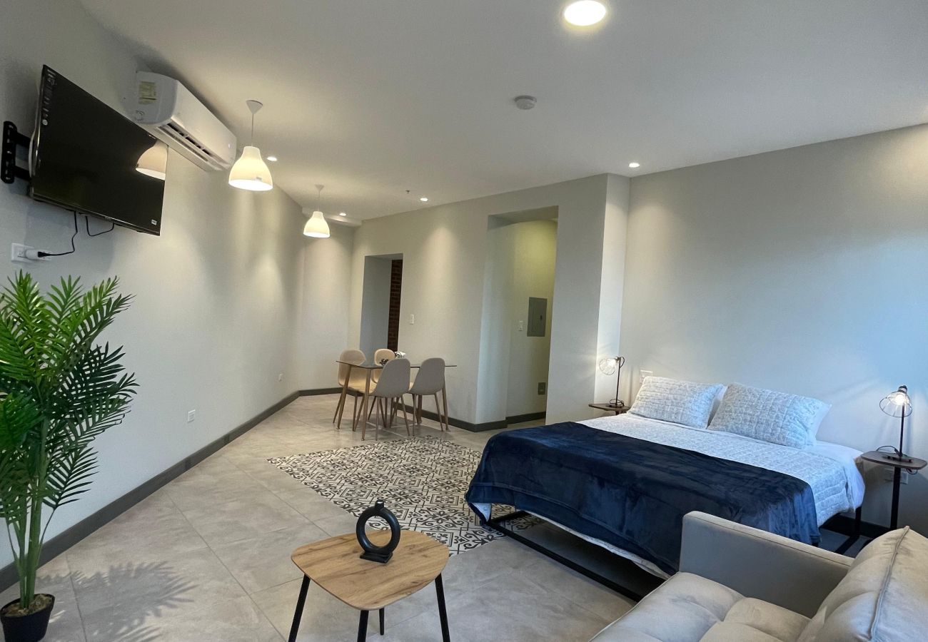 Estudio en Ciudad de Panamá - Apartamento con vistas al mar F8