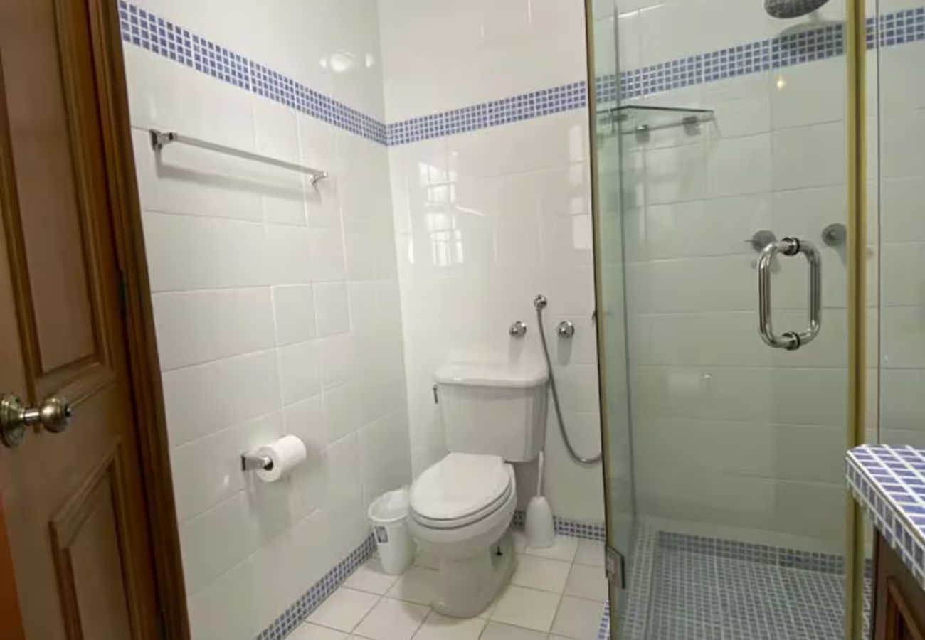 Apartamento en Ciudad de Panamá - Apartamento con terraza y vistas al mar M2