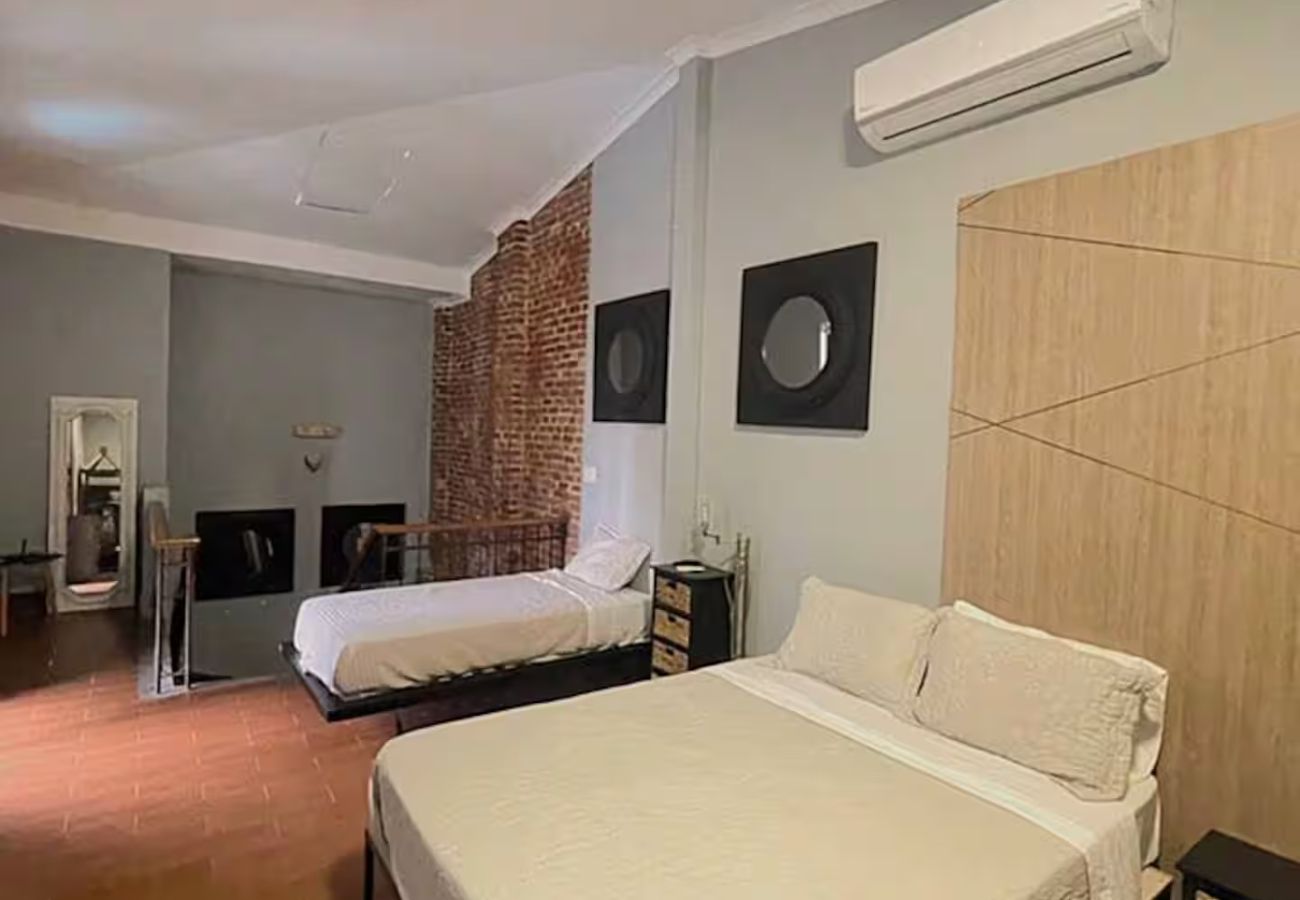 Apartamento en Ciudad de Panamá - 1BR Cuádruple acceso a la playa