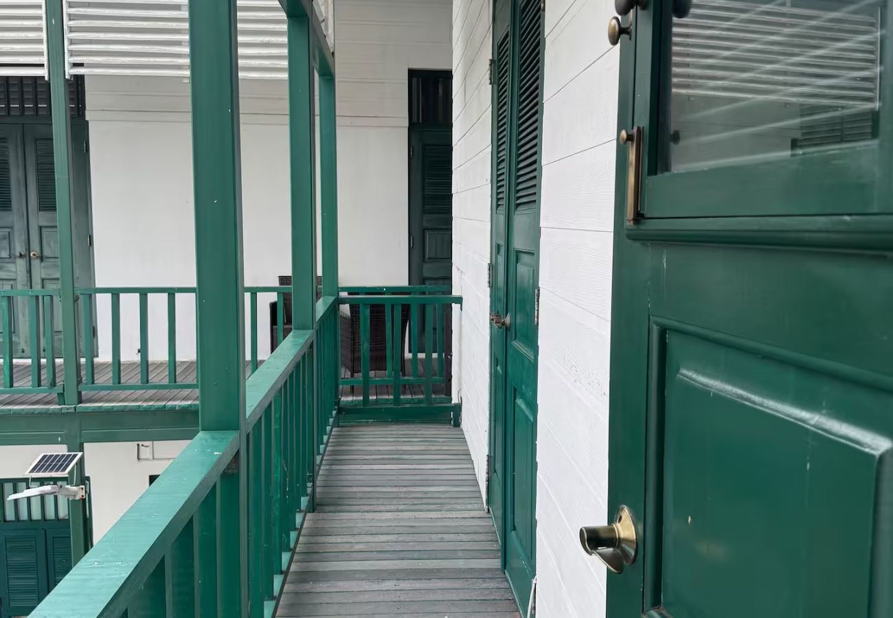 Apartamento en Ciudad de Panamá - 1BR Cuádruple acceso a la playa