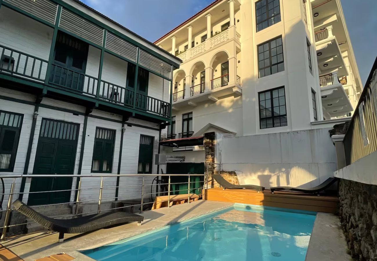 Apartamento en Ciudad de Panamá - 1BR Cuádruple acceso a la playa