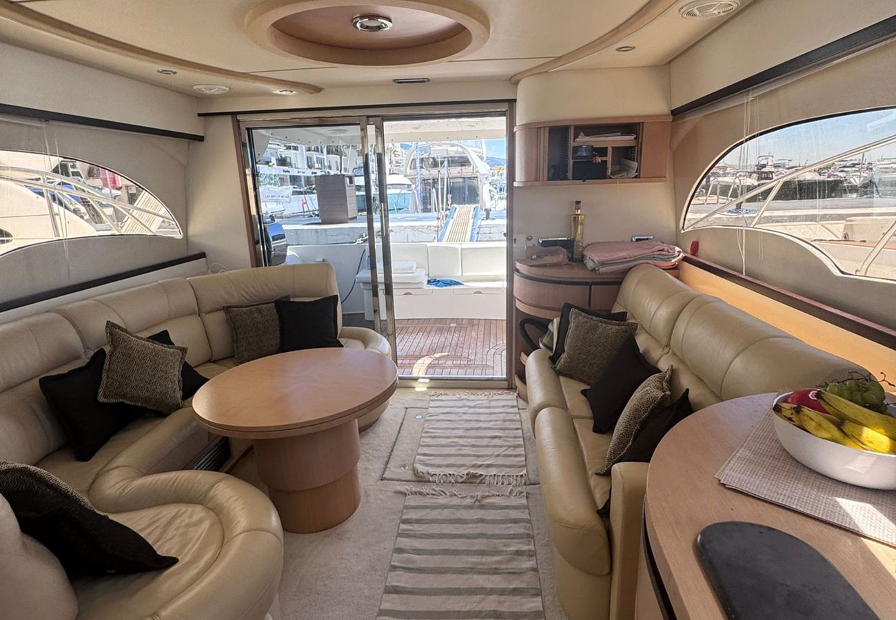Barco en Marbella - Increible yate en Puerto Banus Z