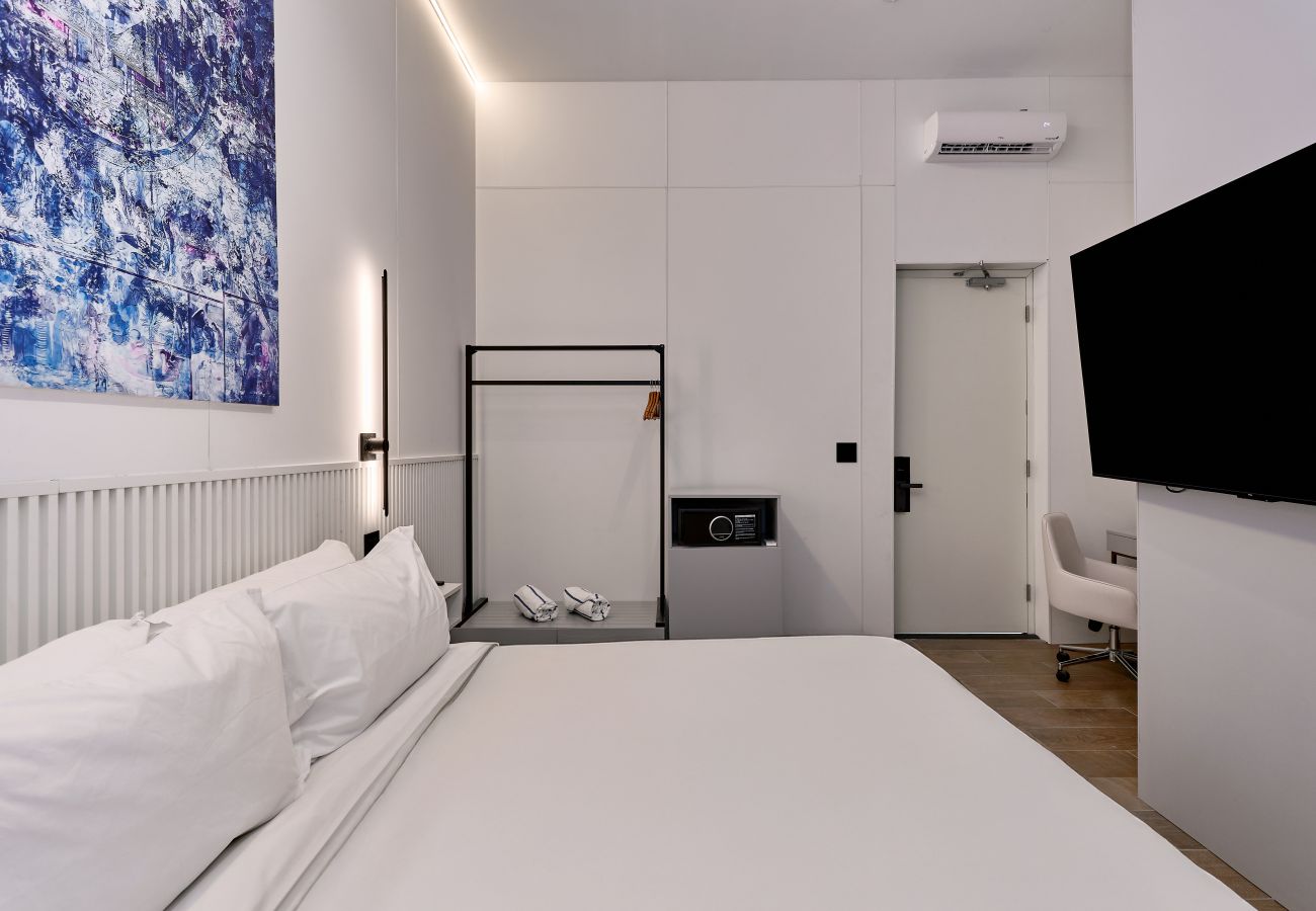 Alquiler por habitaciones en Ciudad de Panamá - Habitación diseño exclusivo CG12