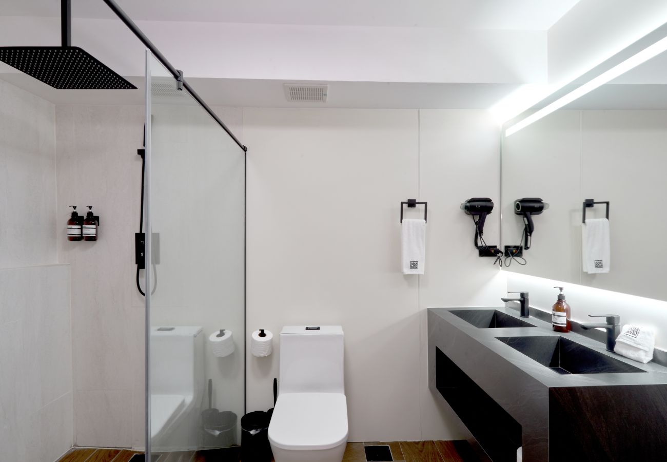 Alquiler por habitaciones en Ciudad de Panamá - Habitación diseño exclusivo CG12