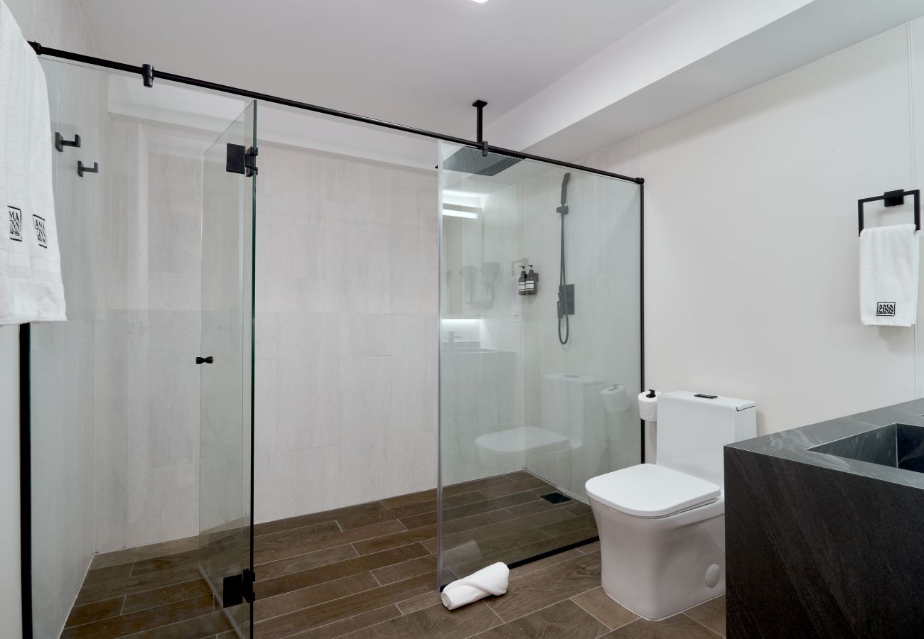 Alquiler por habitaciones en Ciudad de Panamá - Habitación diseño exclusivo CG12