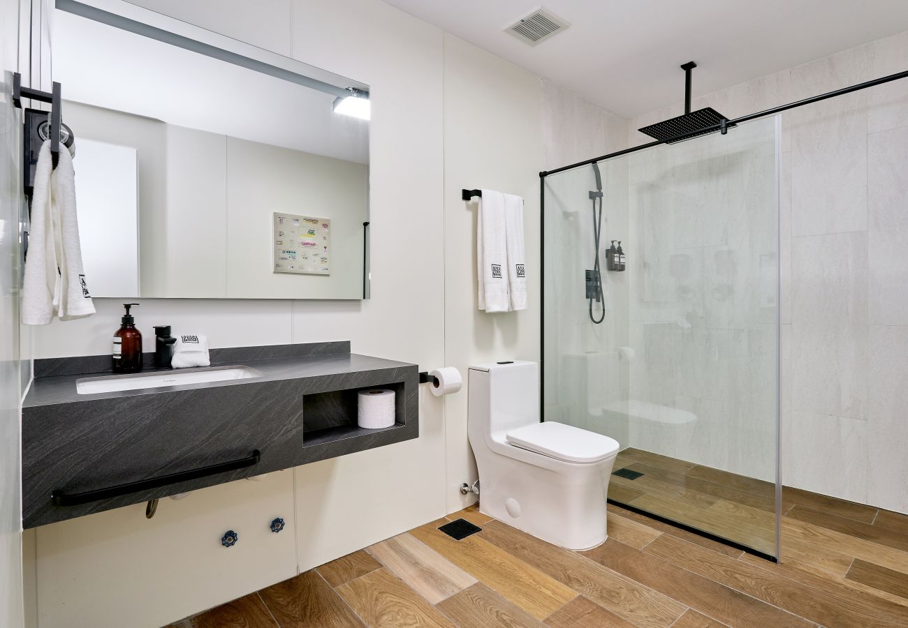 Alquiler por habitaciones en Ciudad de Panamá - Habitación diseño exclusivo CG13