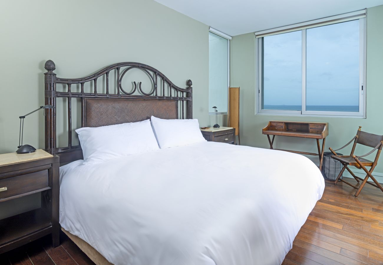 Apartamento en San Carlos - 2br/AP Apartamento con Vista al Mar PH Rio Mar 11B