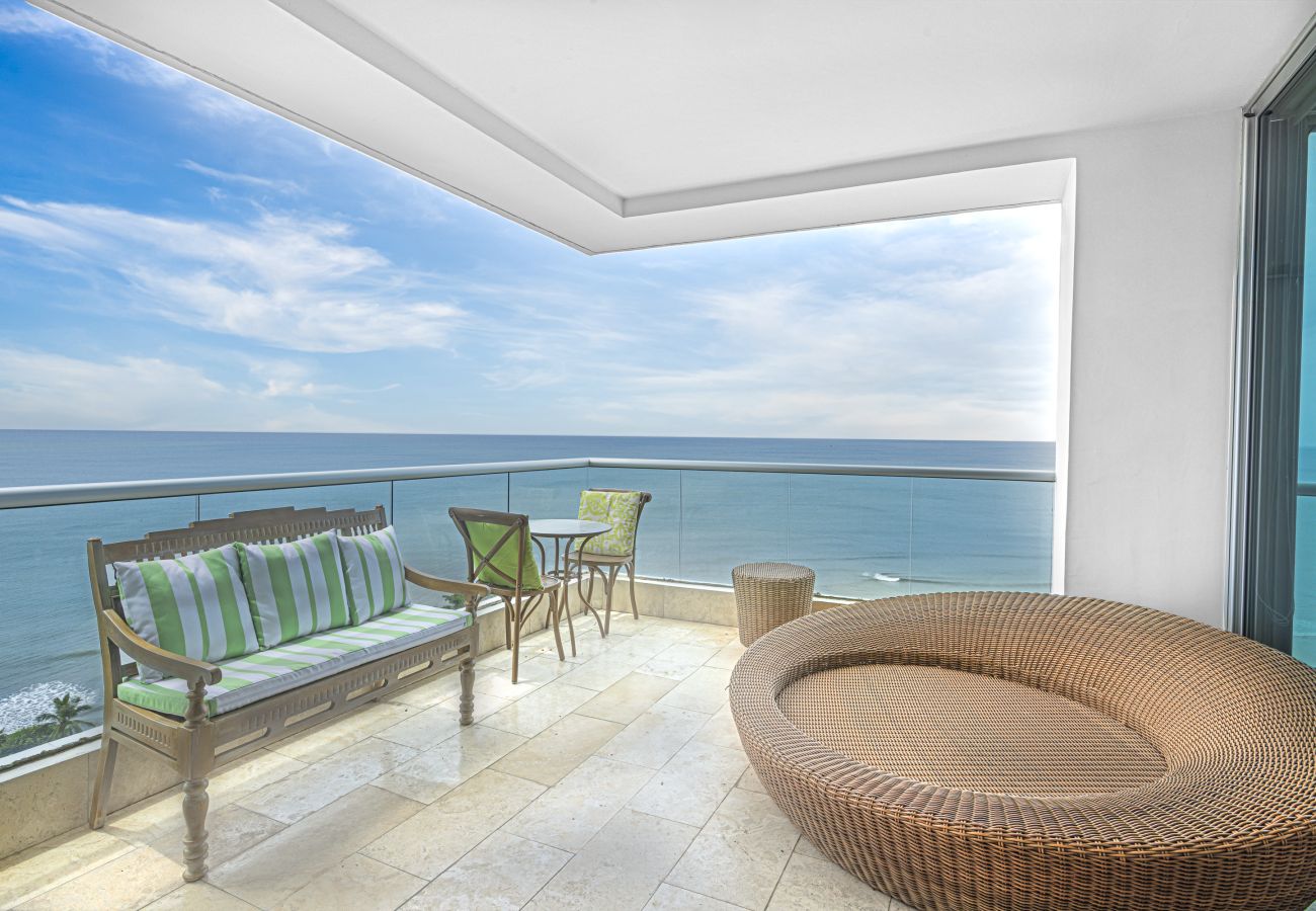 Apartamento en San Carlos - 2br/AP Apartamento con Vista al Mar PH Rio Mar 11B