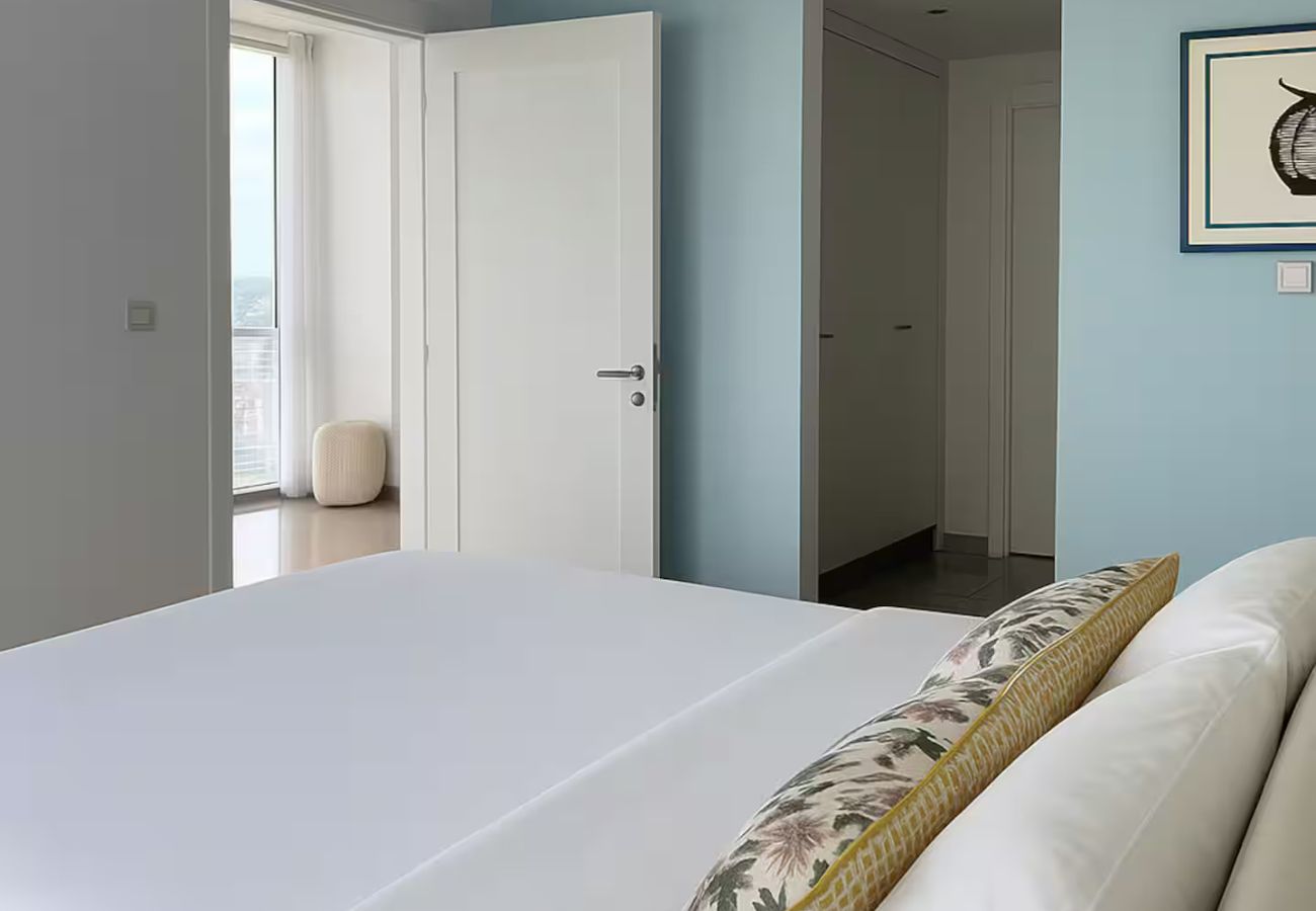 Apartamento en Ciudad de Panamá - 2BR/AP PH Yoo 44i – Apartamento con Vista al Mar