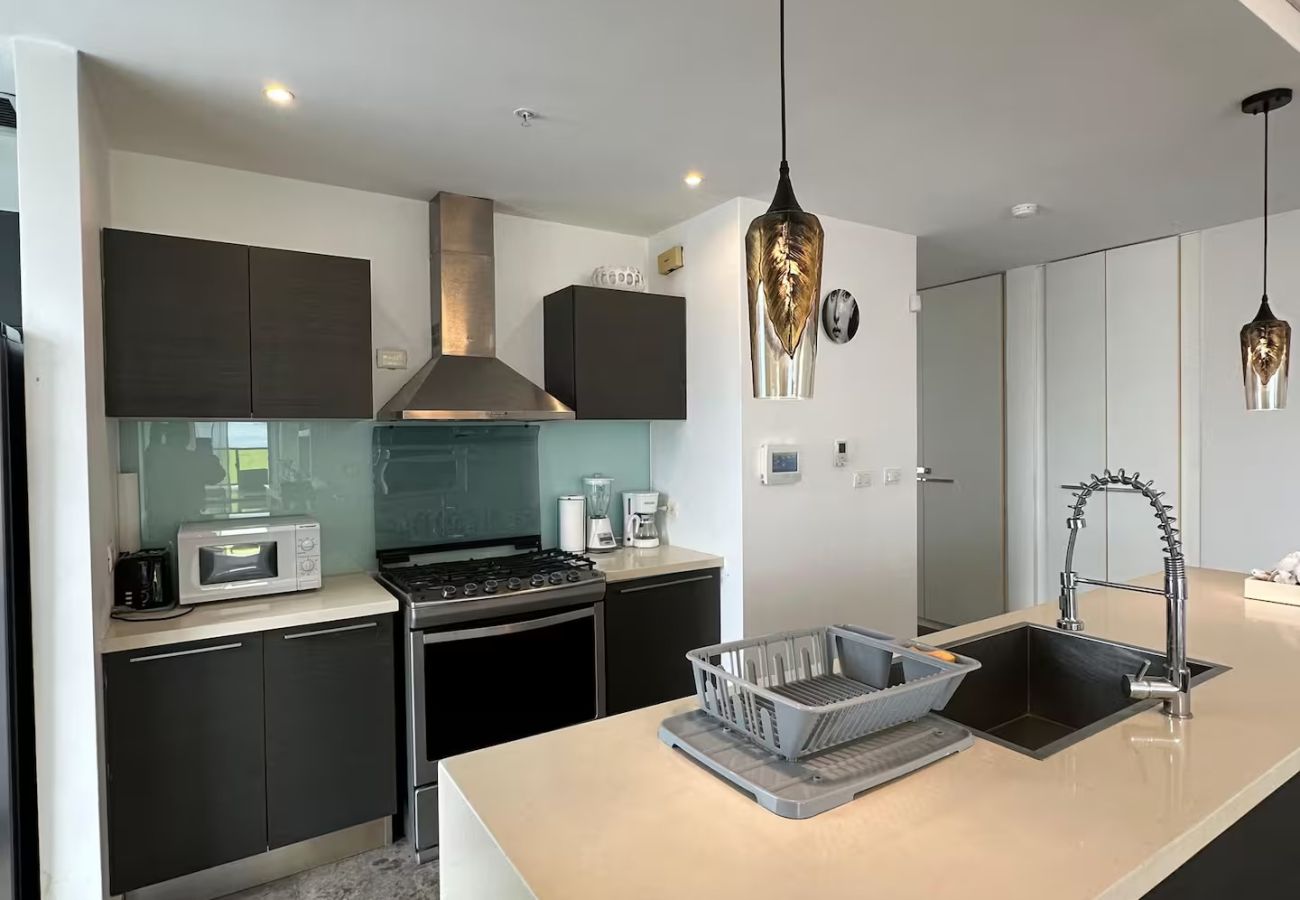 Apartamento en Ciudad de Panamá - 2BR/AP PH Yoo 44i – Apartamento con Vista al Mar