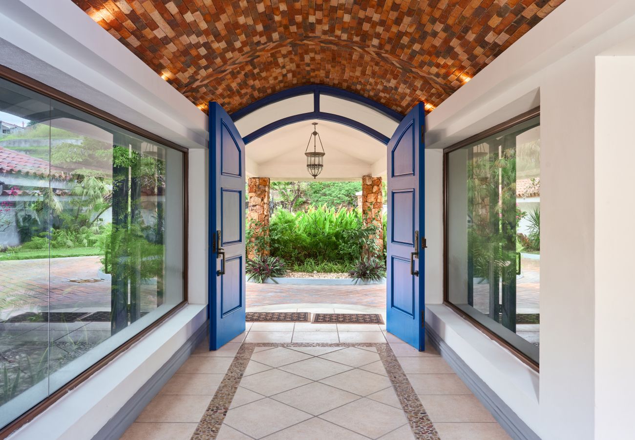 Villa en San Carlos - Mansión Frente al Mar Villa Vita