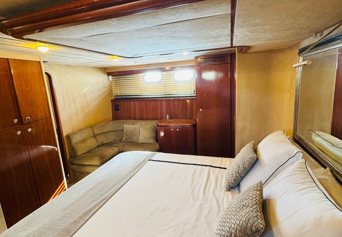 Barco en Marbella - Exclusivo yate de lujo 