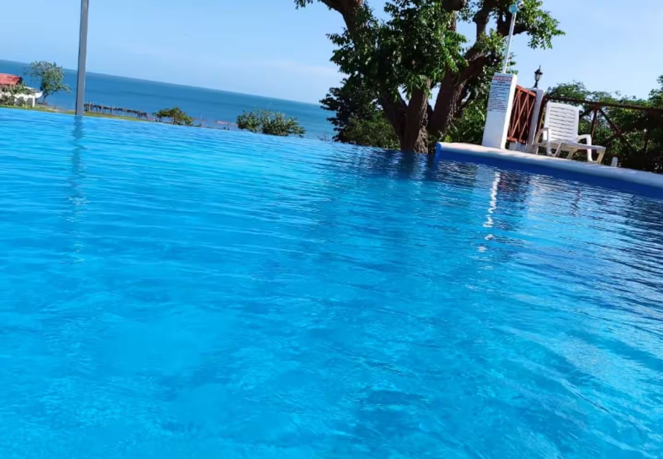 Casa en Nueva Gorgona - Casa con piscina y vista al mar | PH Costa Grande