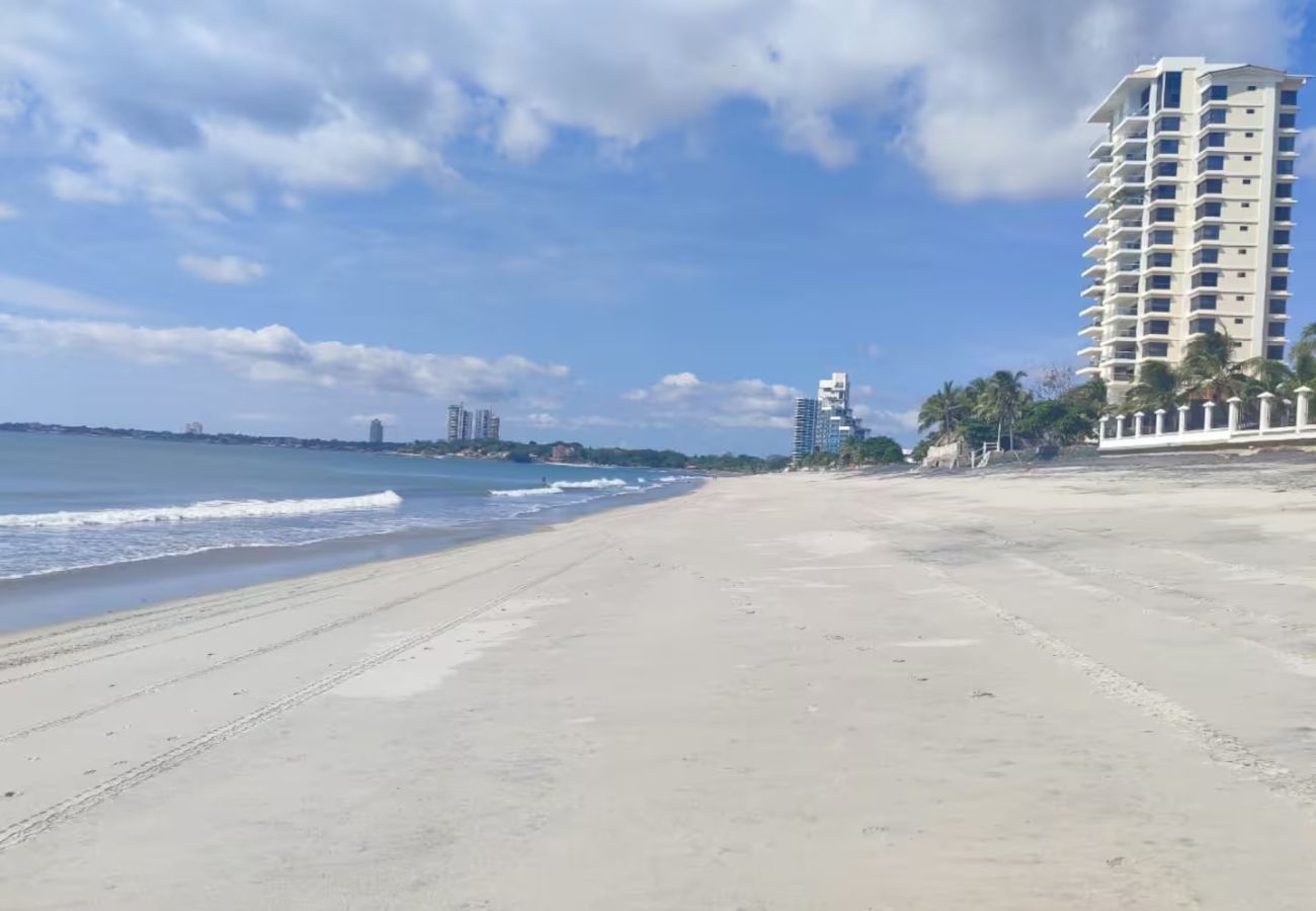 Casa en Nueva Gorgona - Casa con piscina y vista al mar | PH Costa Grande